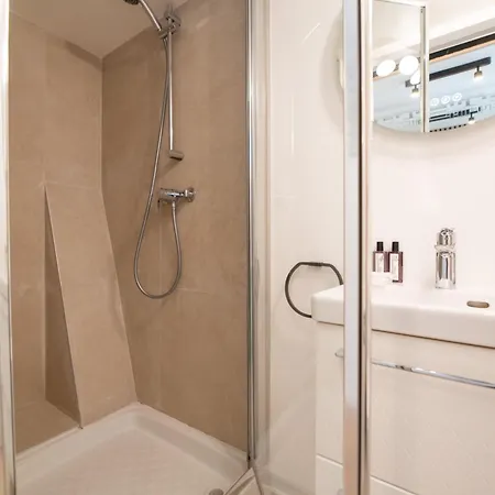 Cia - Flat By Louvre & Palais Royal Apartment *