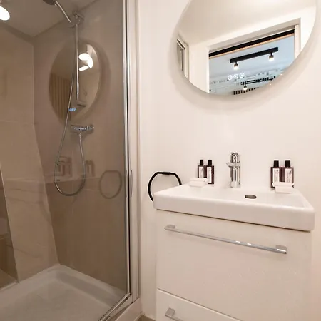 Cia - Flat By Louvre & Palais Royal Apartment *